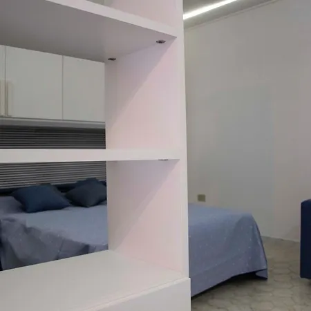 Il Malazzeno, Monolocale
